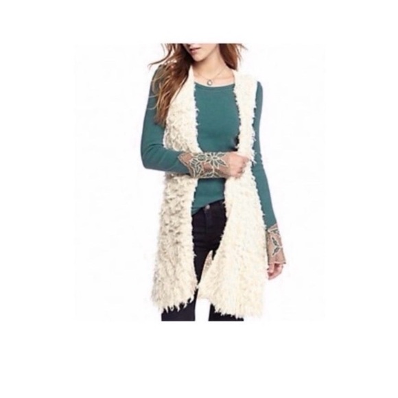 FREE PEOPLE Cream Boho Shaggy Midi Vest - Picture 5 of 12